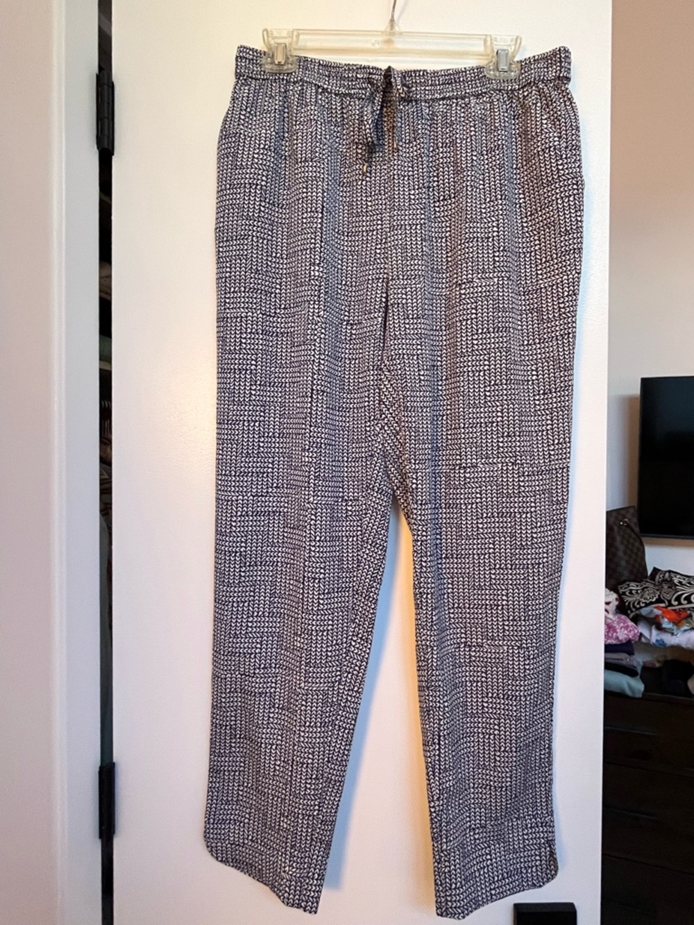 CWonder blue and white pants